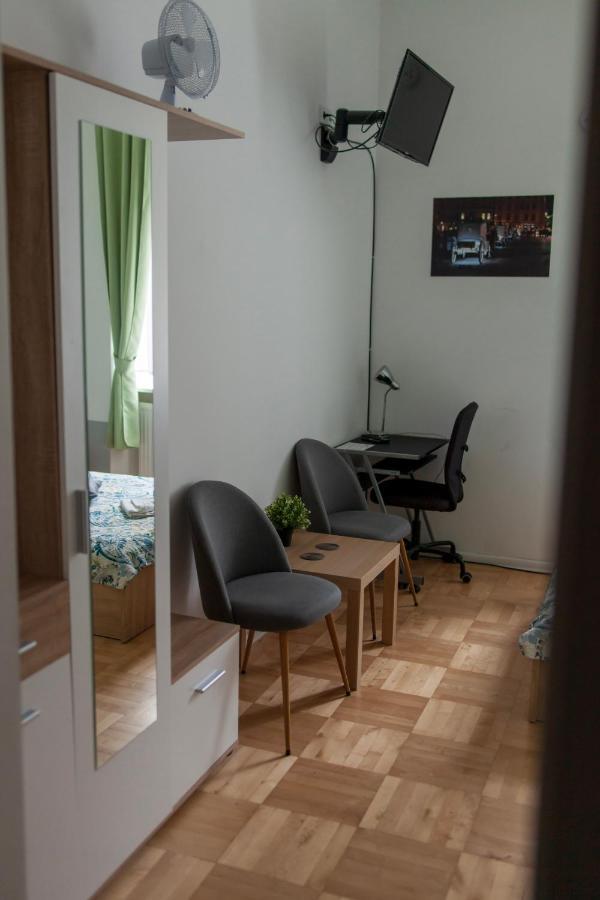 Lukas Guest Rooms Krakow Ngoại thất bức ảnh