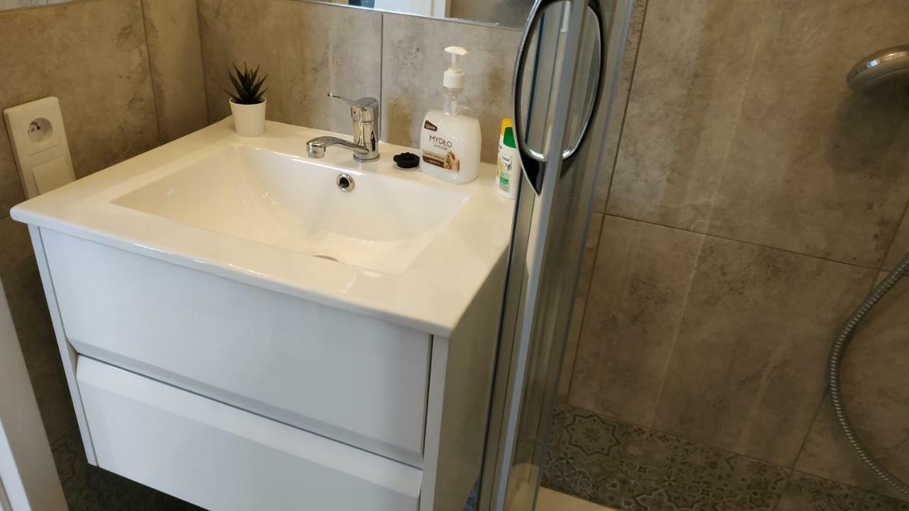 Lukas Guest Rooms Krakow Ngoại thất bức ảnh